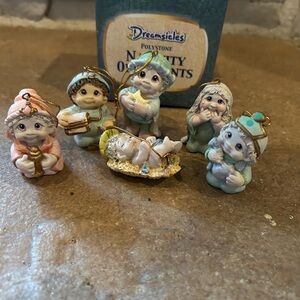 Dreamsicles Nativity Ornament Set - Multicolor